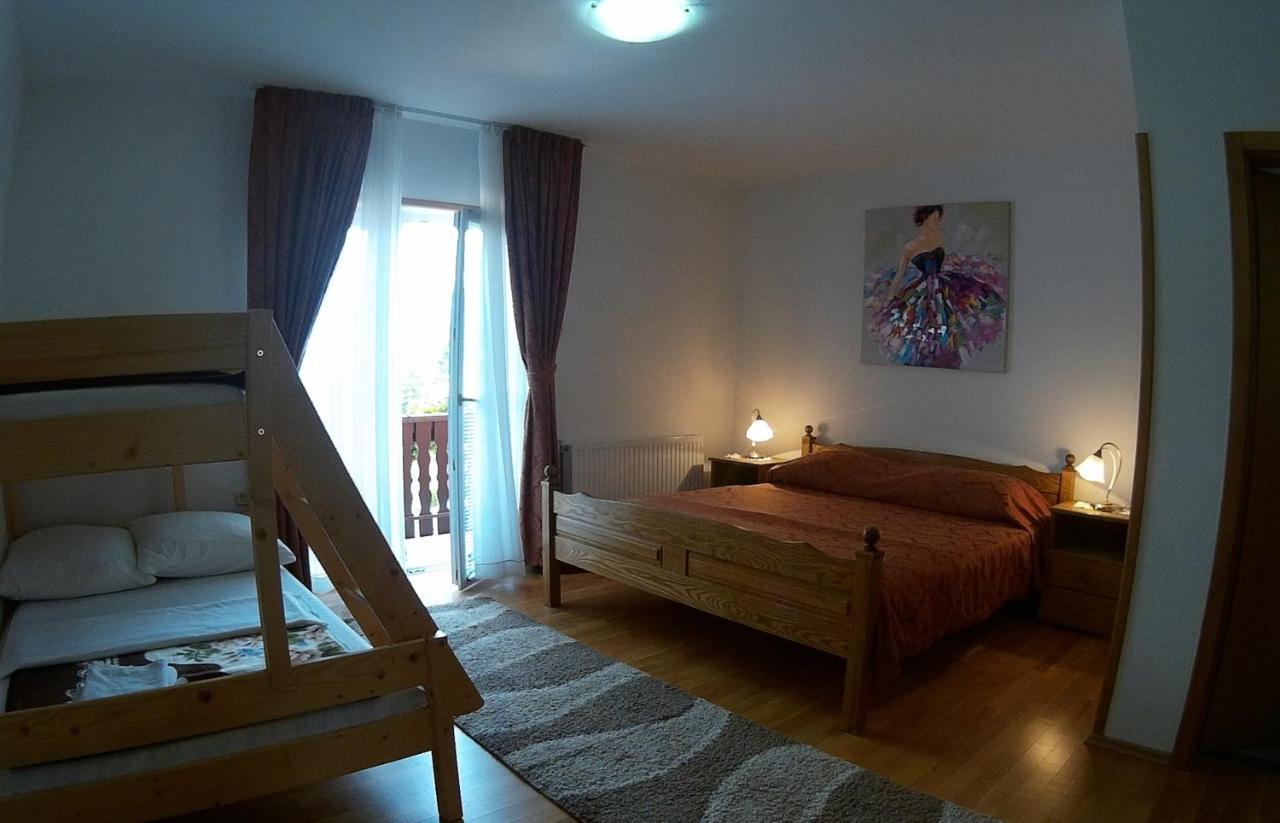 Plitvice Pension Perisic Korenica Exteriör bild